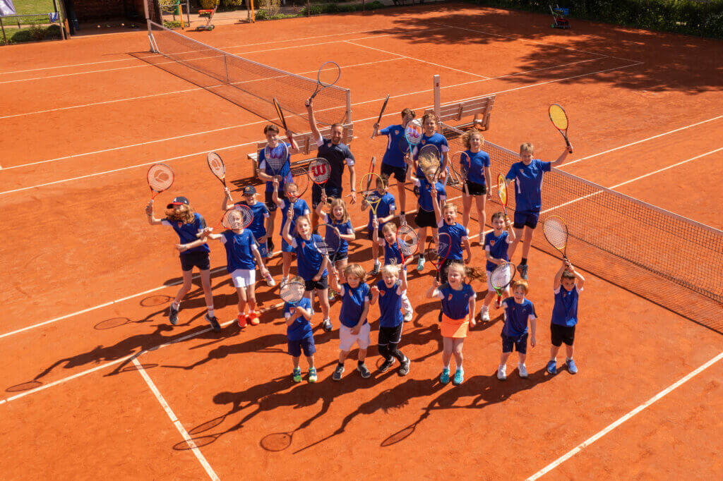 Tennisschool Smash Tenniskamp vanuit de lucht – Een dronefotografie en dronevideo project